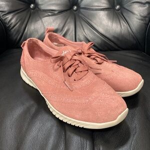 Skechers Air cooled memory foam womens pink white running shoes leather upper 8